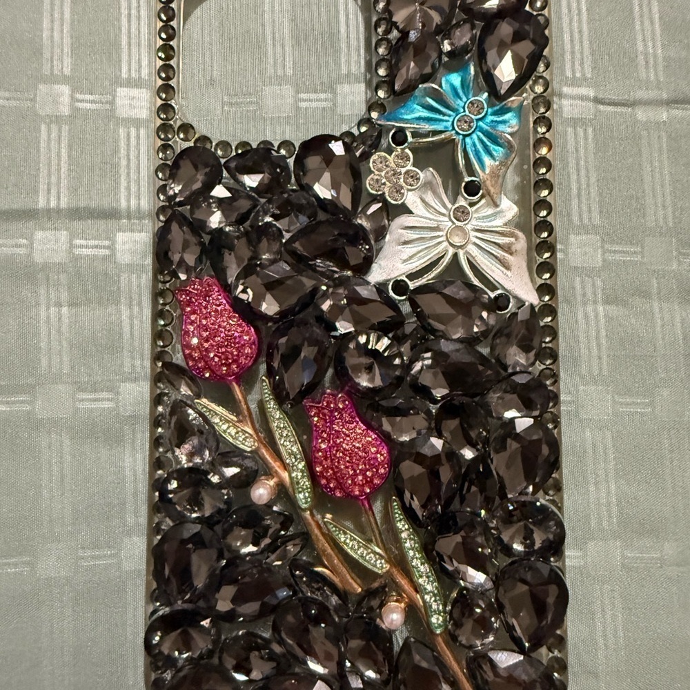 Embellished Floral Phone Case - Black and Pink for Iphone 15 Plus Pro Max
